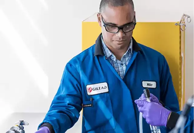 Scientist working in a lab